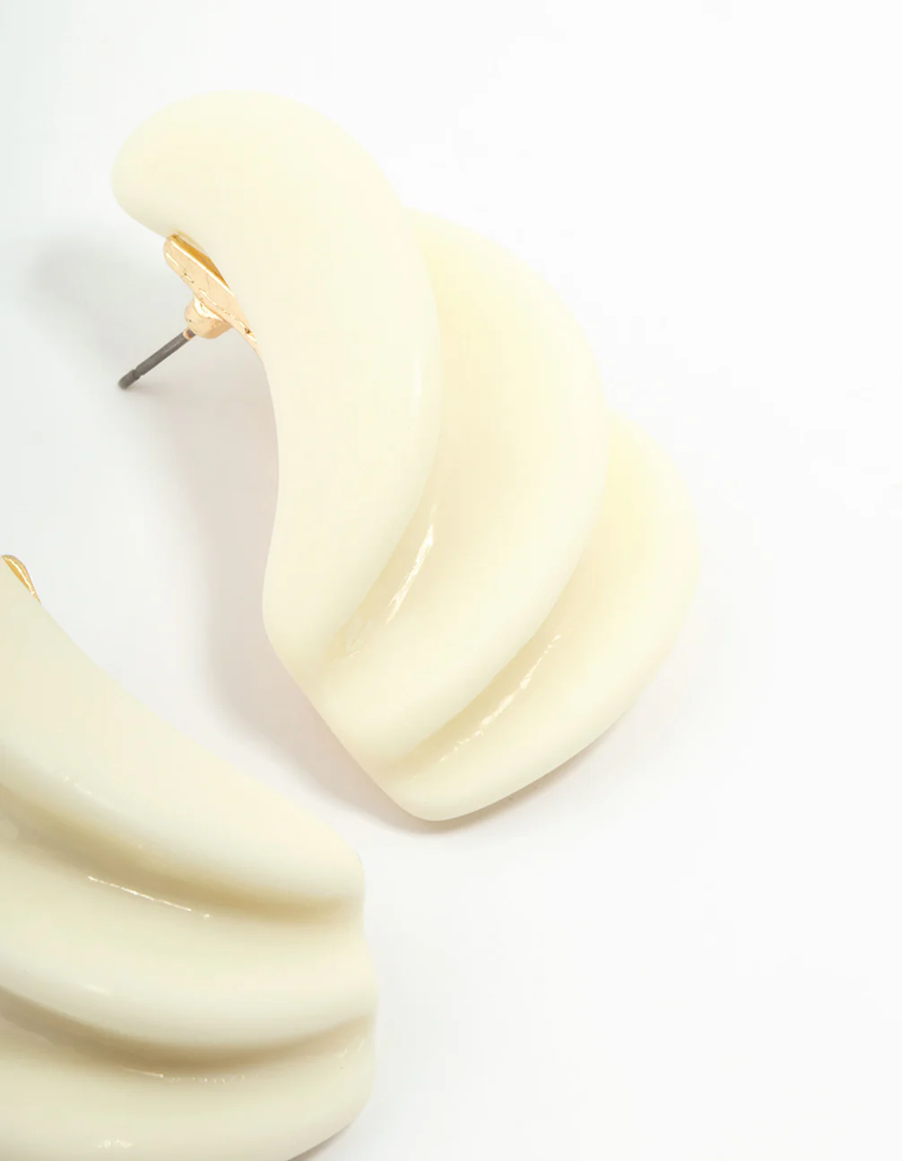 Acrylic Curved Disc Earrings - Image 5