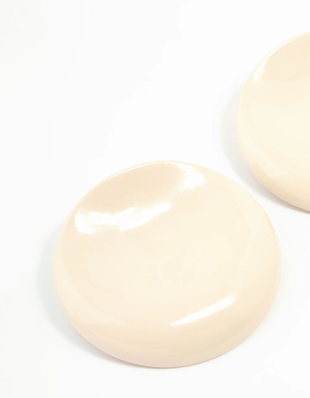 Beige Acrylic Stone Disc  Stud Earrings - Image 4