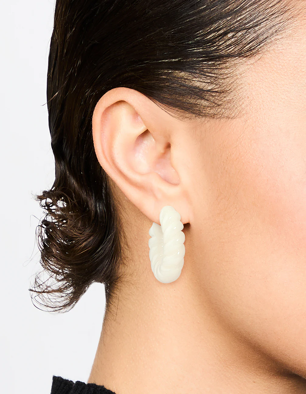 Acrylic Twisted Hoop Earrings - Image 2