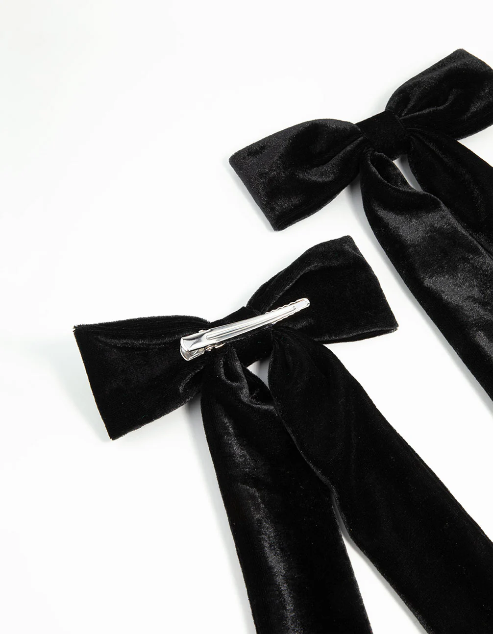 Black Velvet Fabric Large Bows 2-Pack - Image 3
