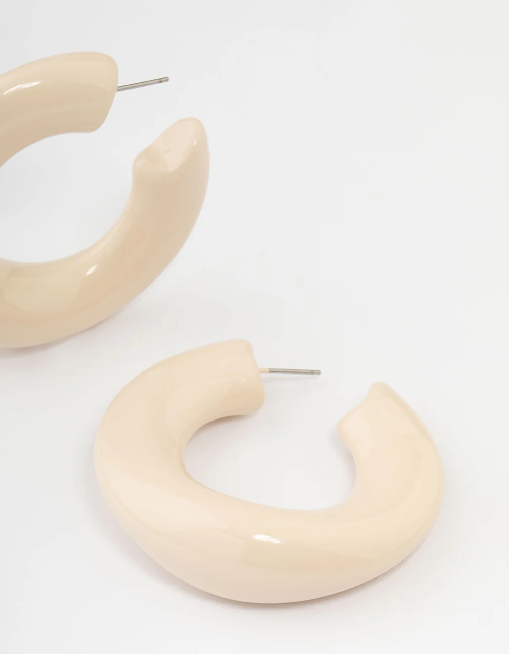 Cream Acrylic Organic Medium Hoop Earrings - Image 5
