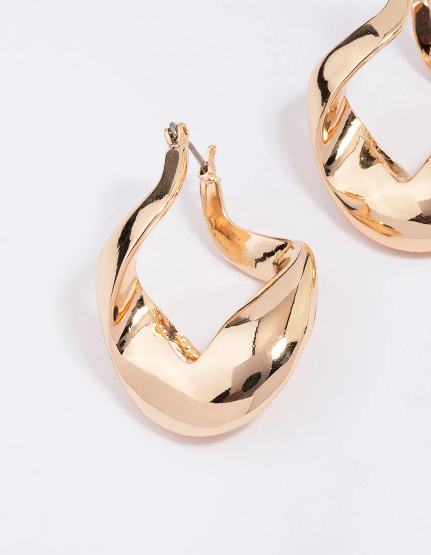 Gold Curb Link Hoop Earrings - Image 2