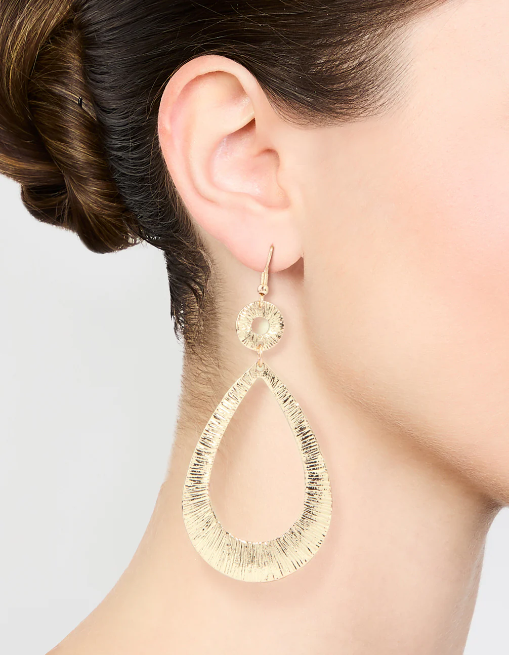 Gold Etched Oval Disc Drop Earrings - Image 2