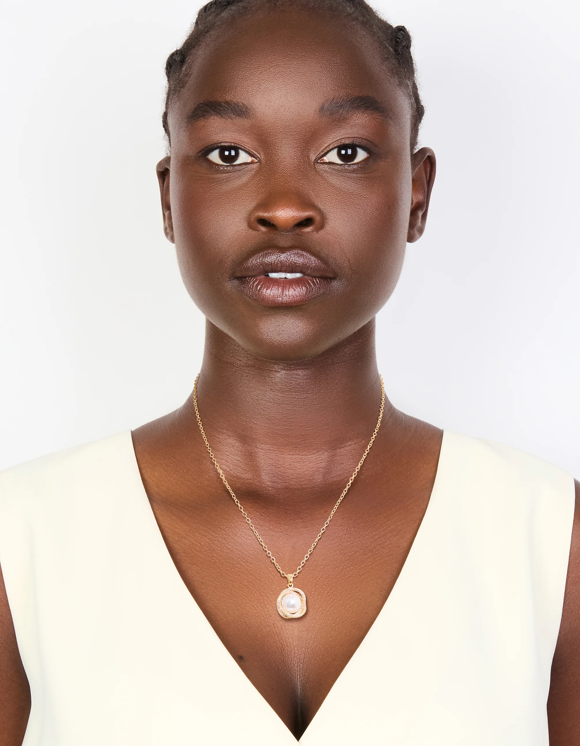 Gold Plated Cubic Zirconia Twisted Pearl Pendant Necklace - Image 3