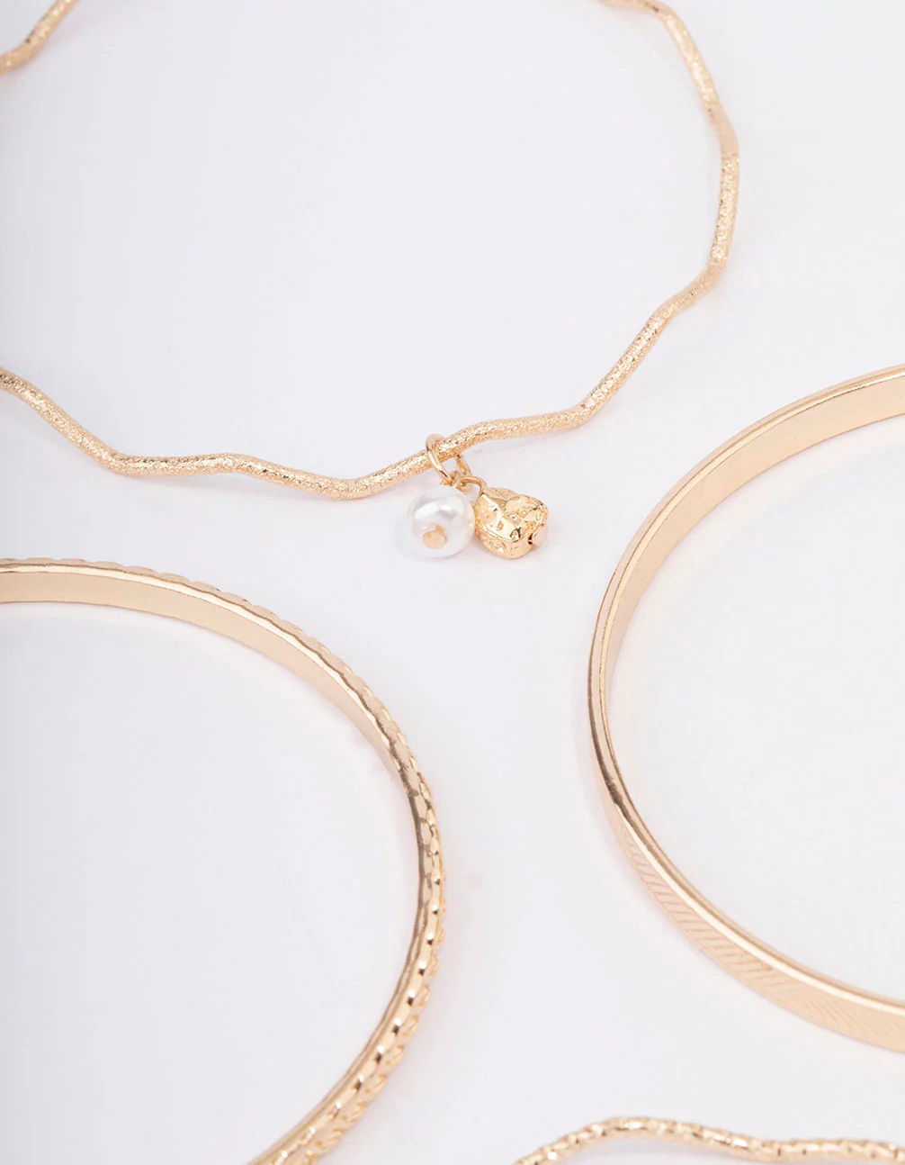 Gold Wavy Bangle 4-Pack - Image 3