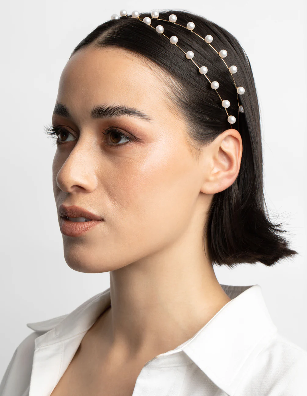 Gold Cross Over Pearl Headband - Image 2
