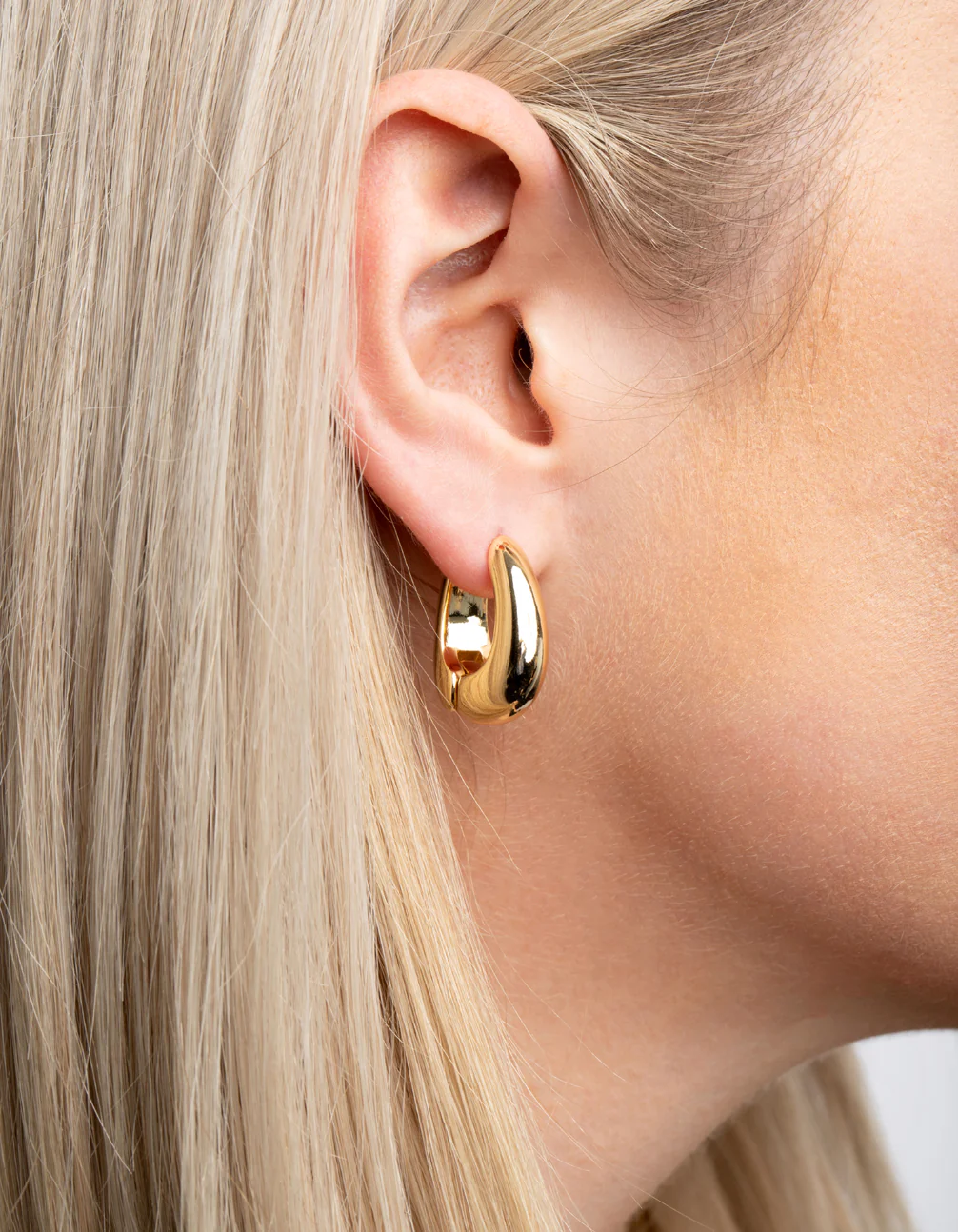 Gold Plated Chunky Oval Huggie Hoop Earrings - Image 2