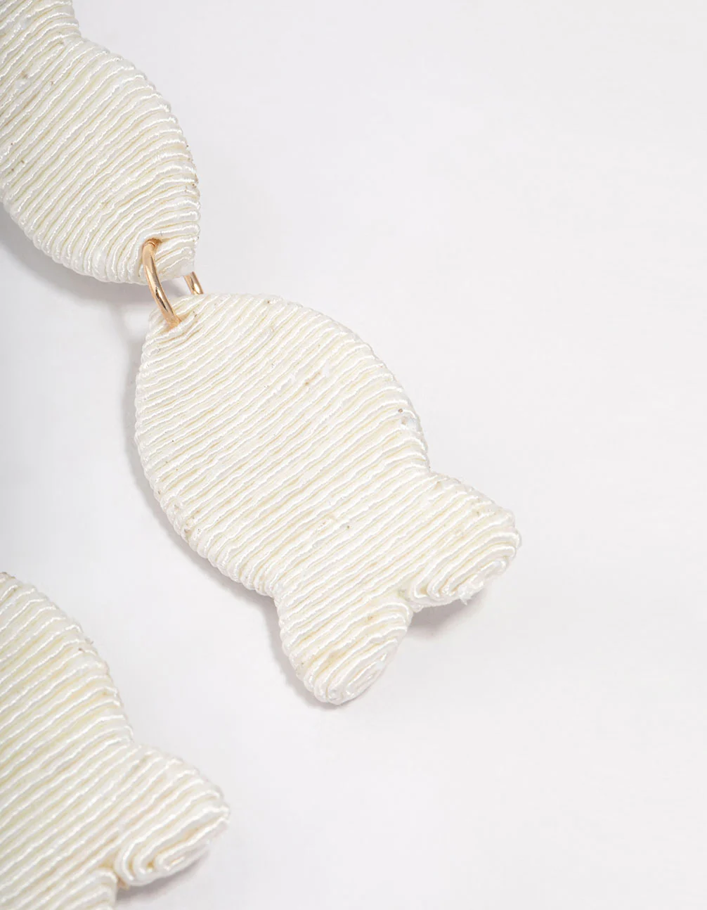 Raffia Texture Double Fish Drop Earrings - Image 3