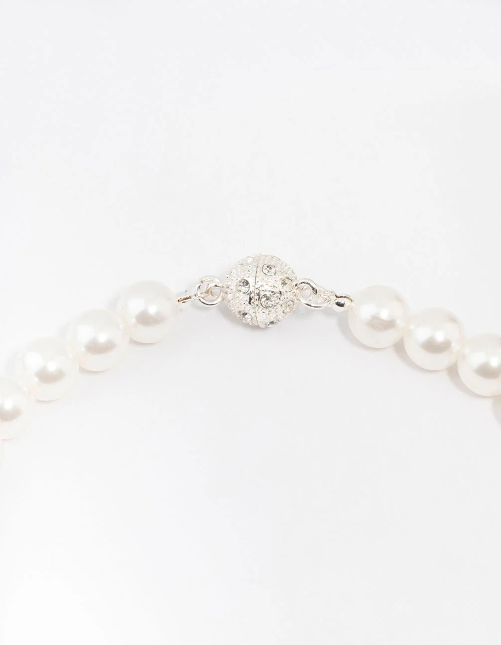 Silver Diamante Pearl Necklace - Image 3