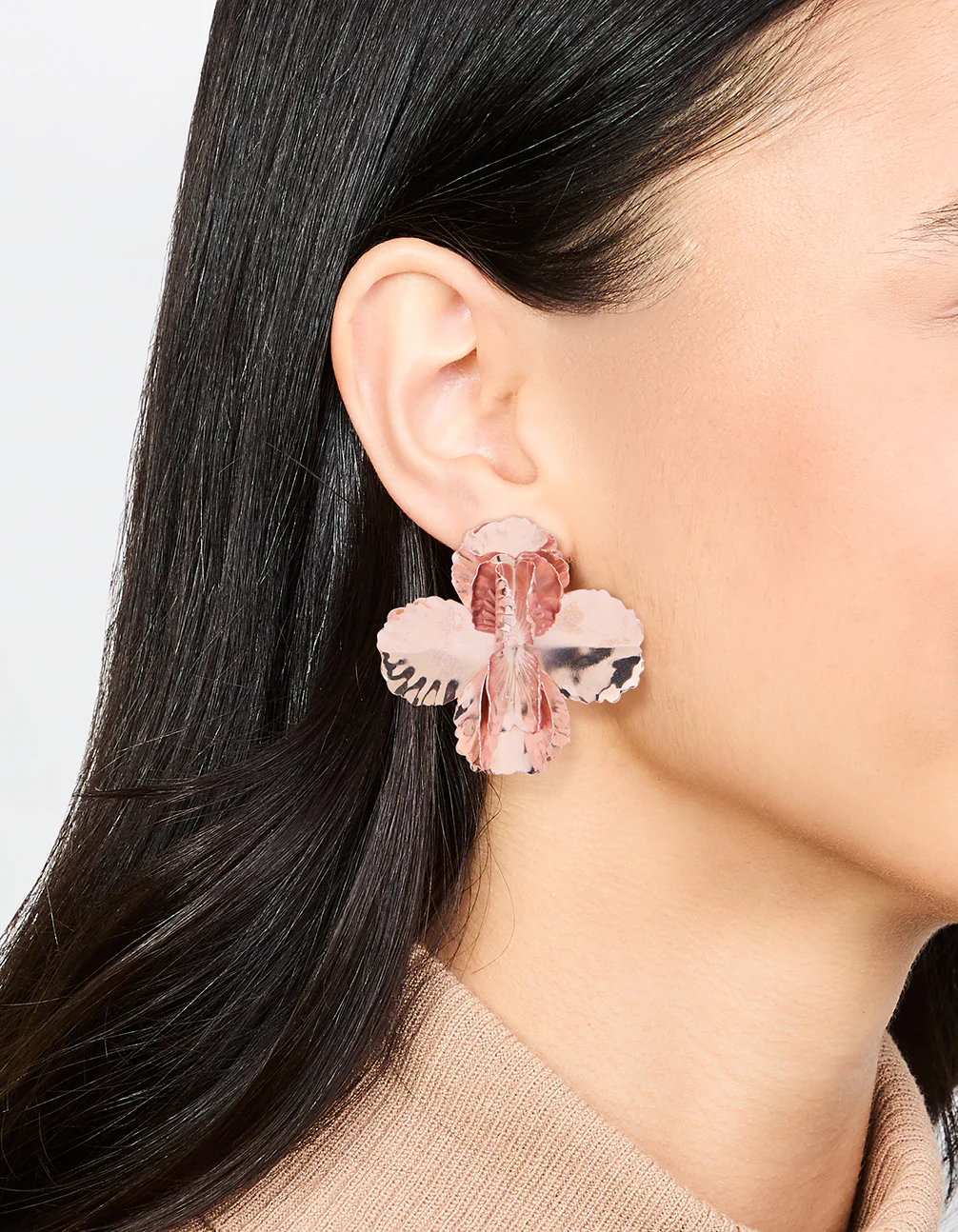 Rose Gold Hammered Flower Stud Earrings - Image 2