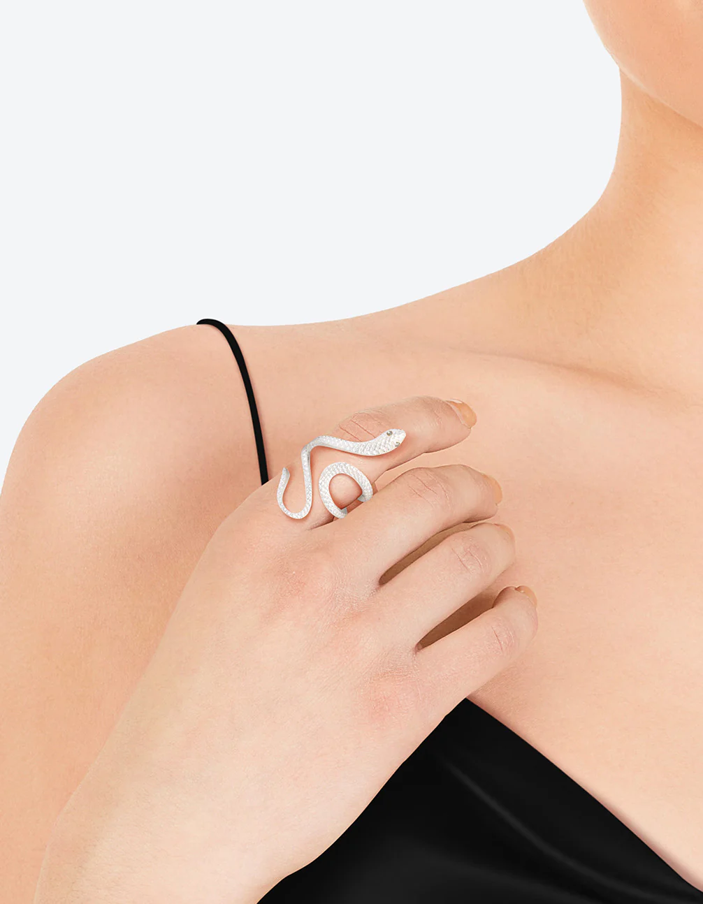 Silver Etched Snake Ring - Image 7