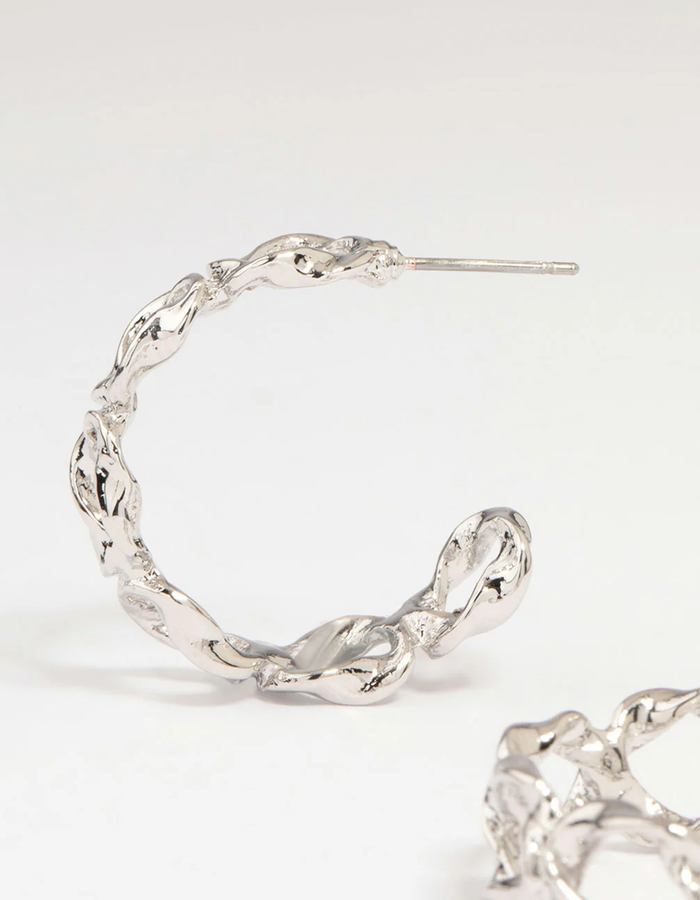 Silver Circle Twist Hoop Earrings - Image 4