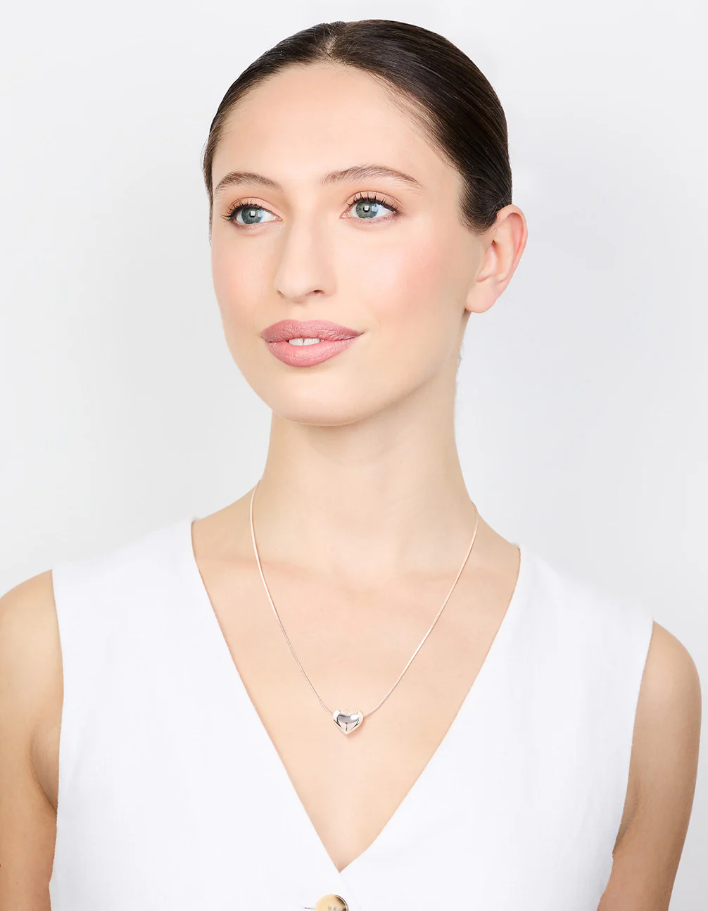 Silver Plated Heart Pendant Necklace - Image 3