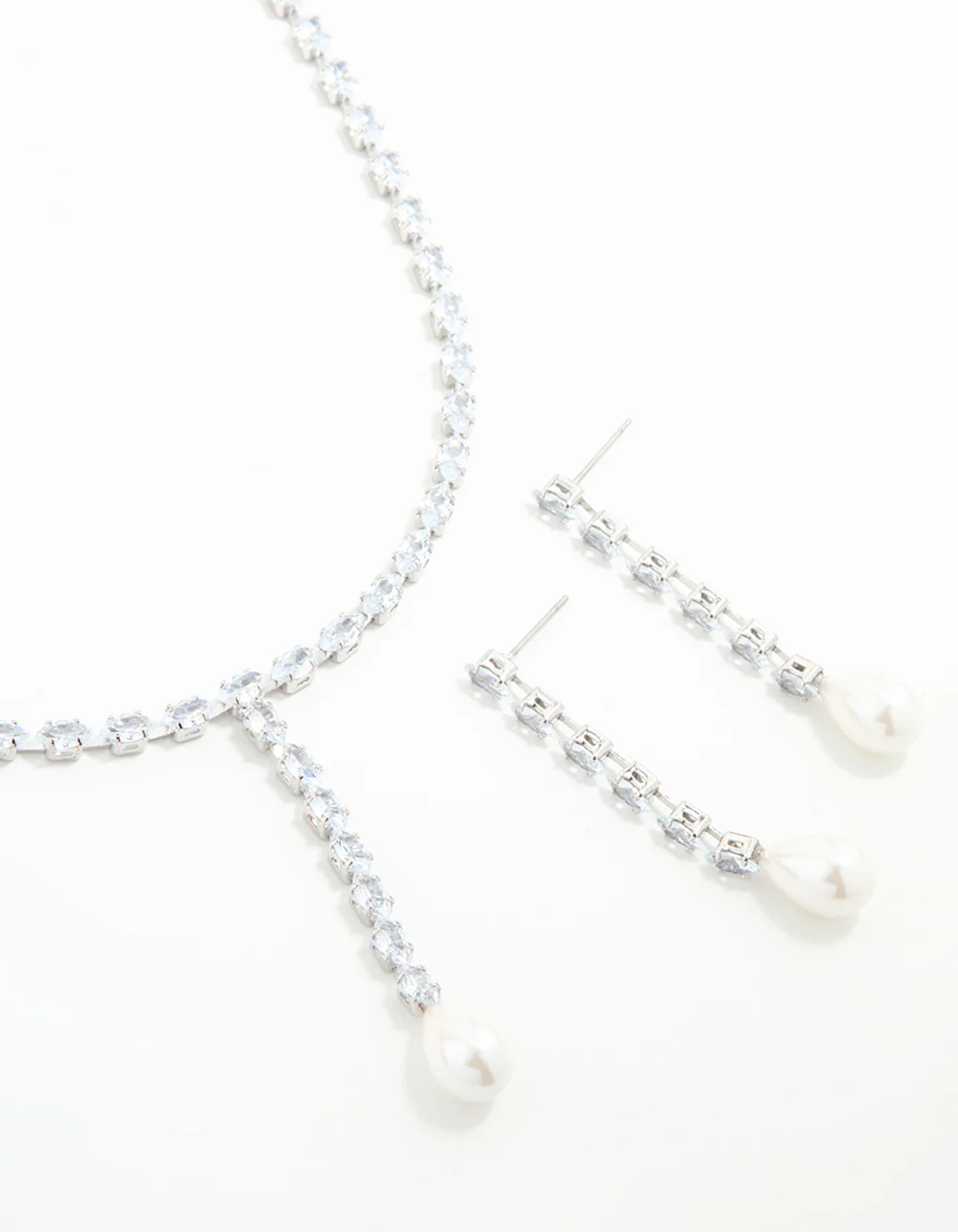 Silver Plated Pearl Oval Necklace & Earring Set
