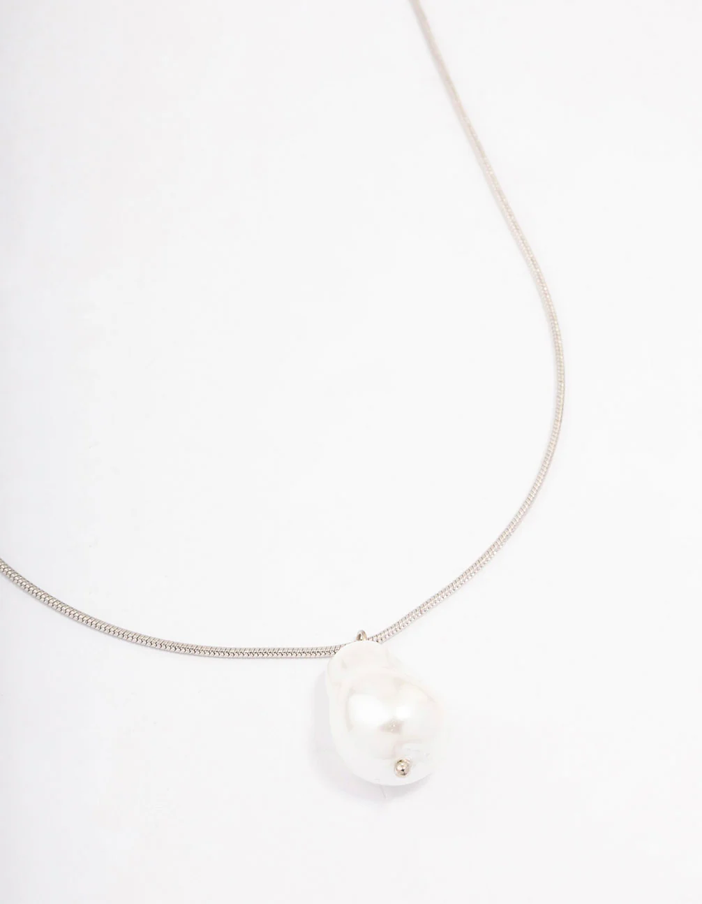 Silver Snake Chain Pearl Pendant Necklace