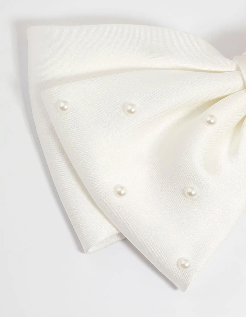 White Fabric & Pearl Bow Clip - Image 2