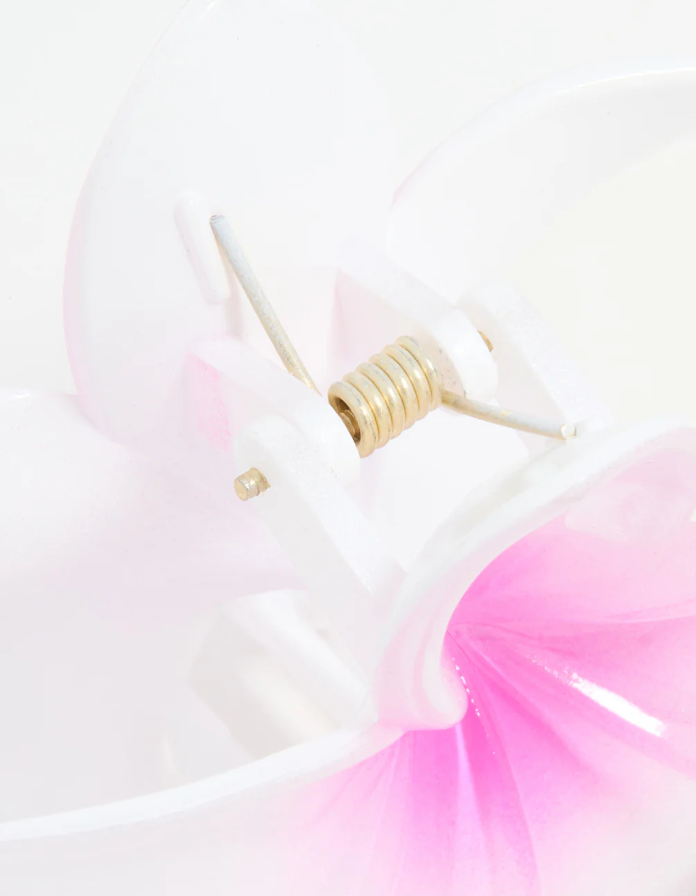 White & Pink Ombre Frangipani Claw Clip - Image 3