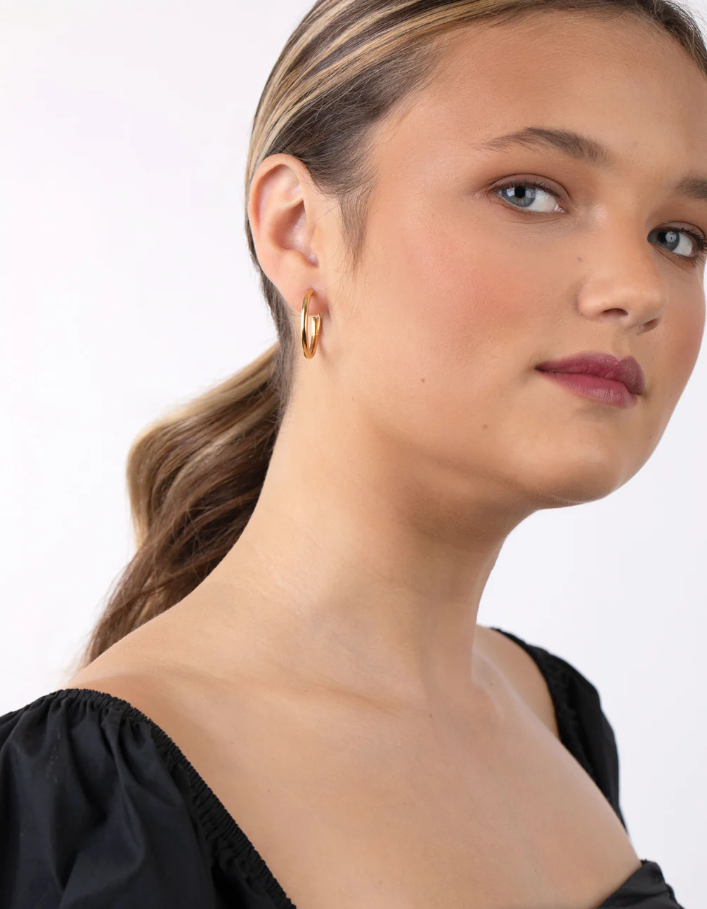 Gold Plated Sterling Silver 25mm Hoop Earrings - Image 8
